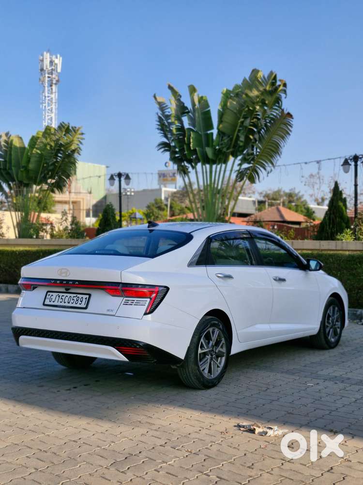 Hyundai Verna 1.5 Sx Vtvt, 2025, Petrol