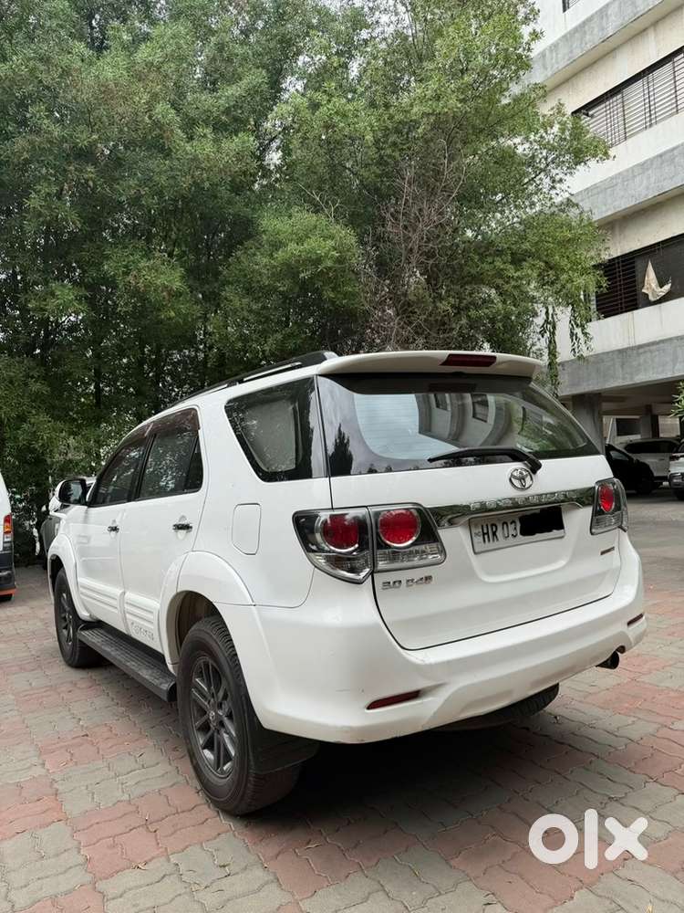 Toyota Fortuner Diesel 2015 Car