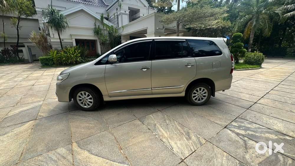 Toyota Innova Diesel Manual 2014.  Original Kerala, Fancy Number