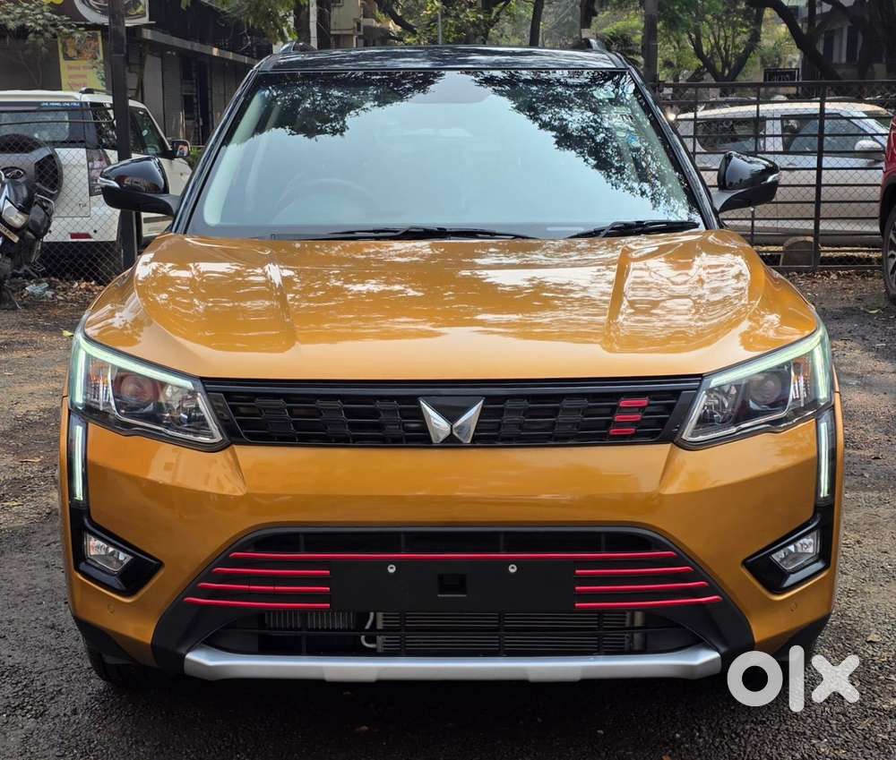 Mahindra Xuv300 W8 Option, 2026, Petrol