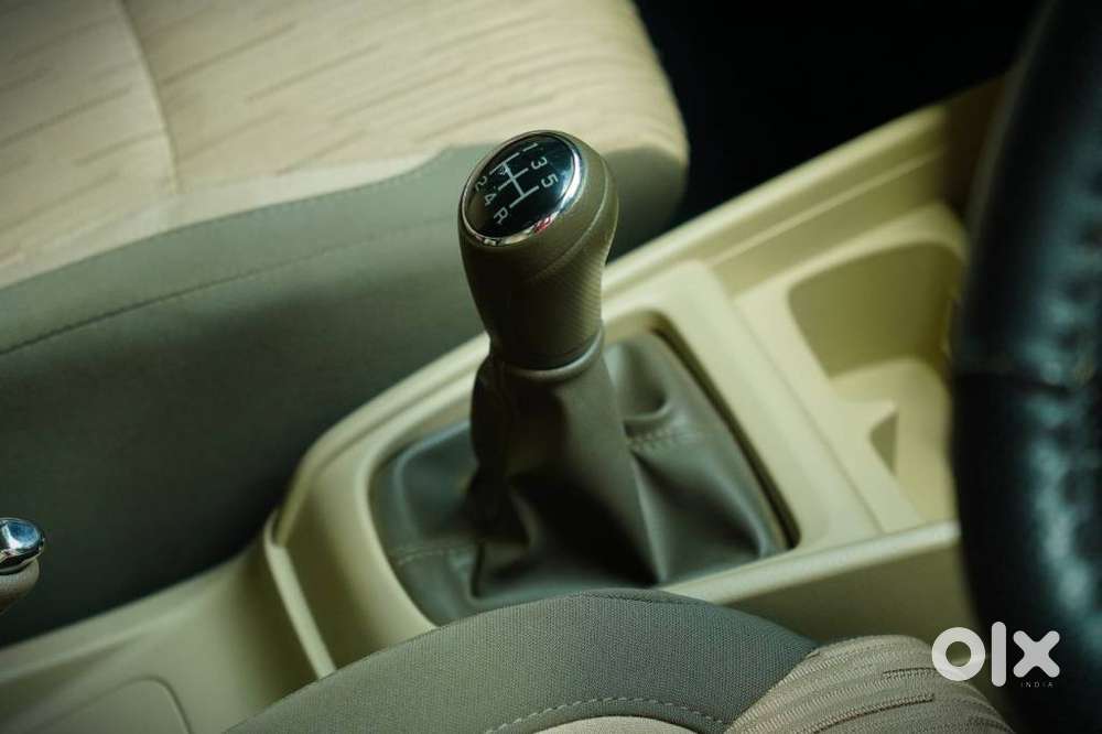 Maruti Suzuki Ertiga 1.5 Zxi Plus Shvs, 2022, Petrol