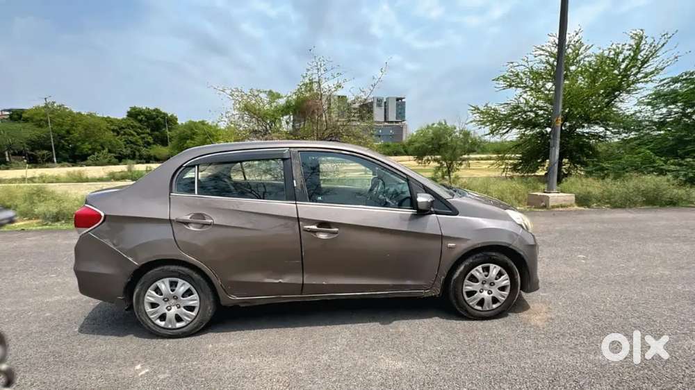 Honda Amaze 2014 Petrol 72648 Km Driven