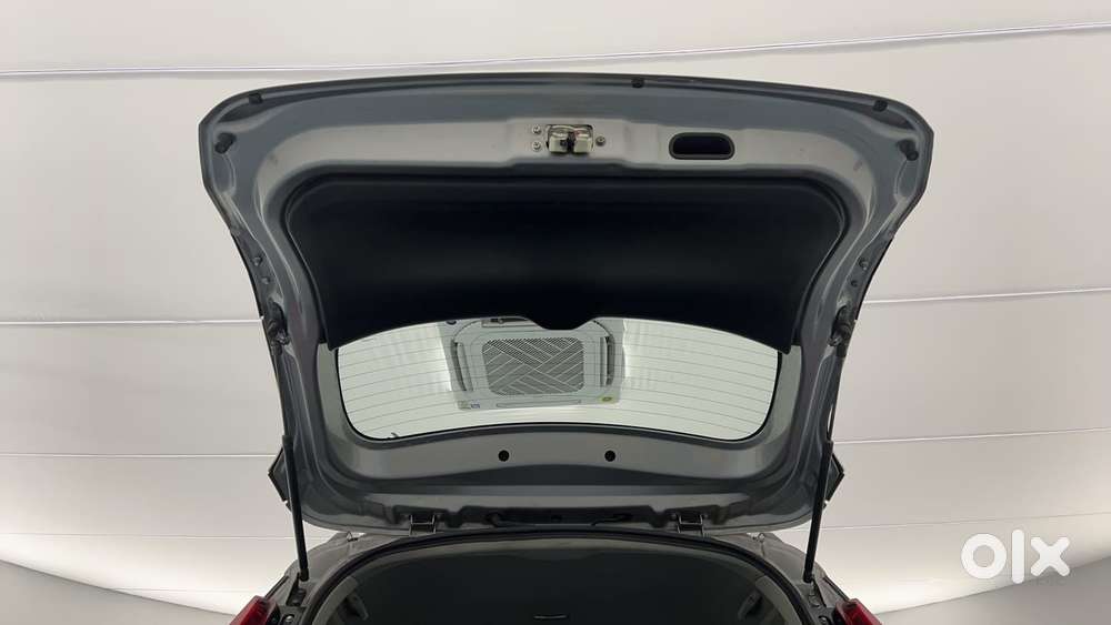 Maruti Suzuki Xl6 1.5 Alpha At, 2021, Petrol
