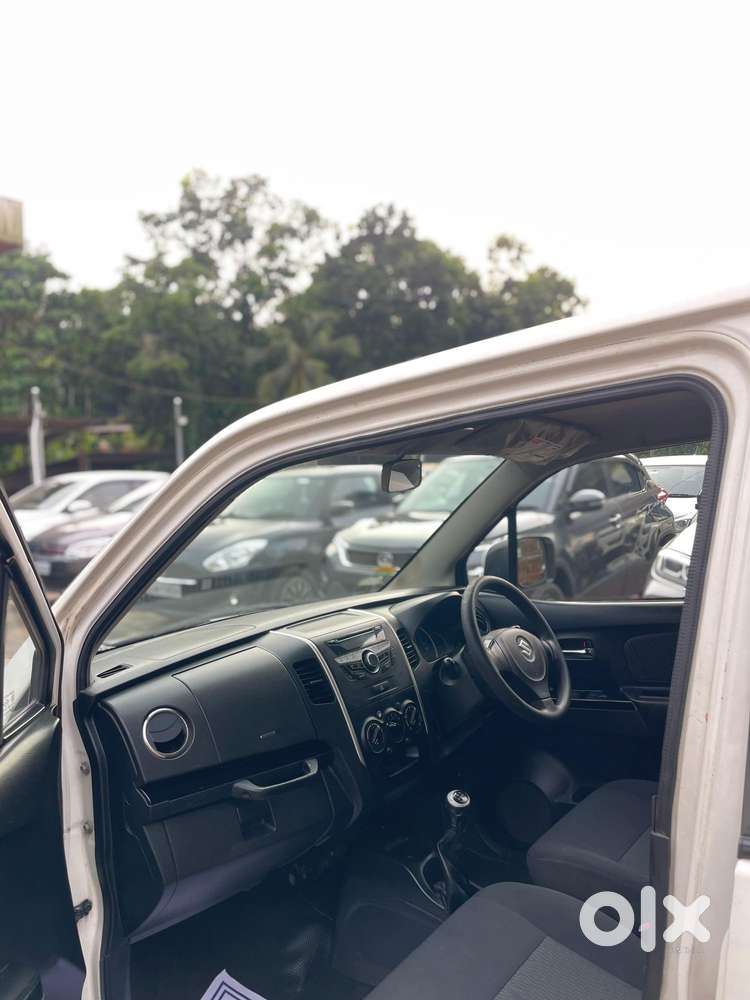 Maruti Suzuki Wagon R Stingray Vxi, 2013, Petrol