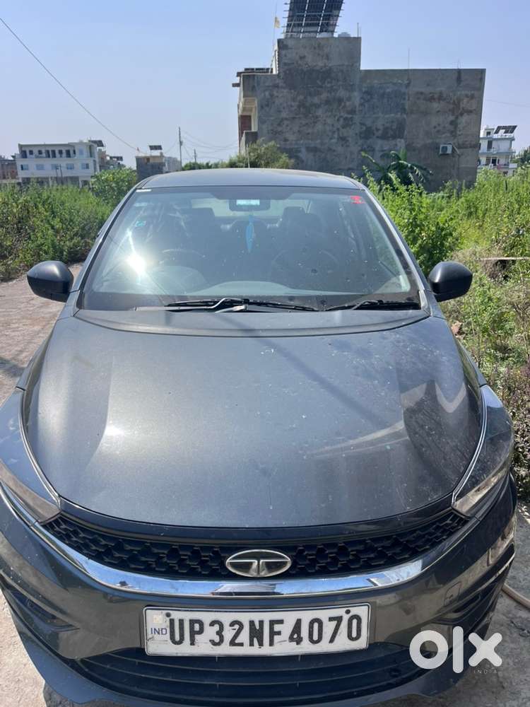 Dr Ki Car Hai Ekdam New Jaisi Feeling Aayegi