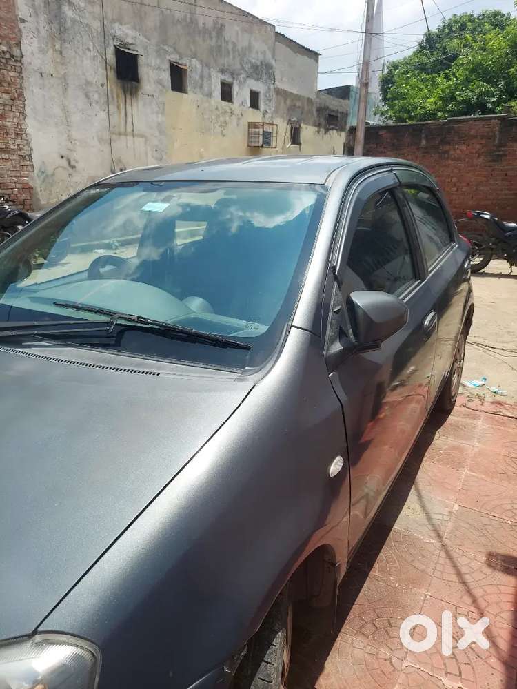 Toyota Etios Liva 2013