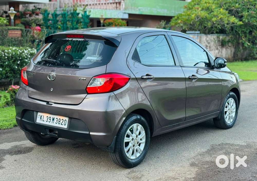 Tata Tiago Xza, 2018, Petrol