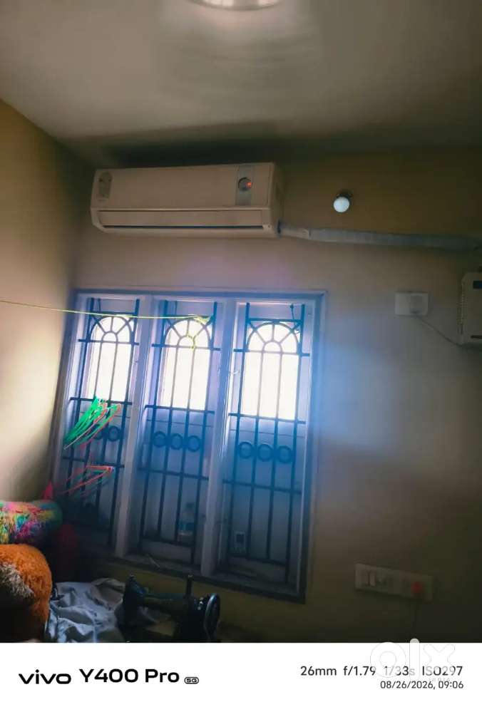 1 ton AC, Onida company