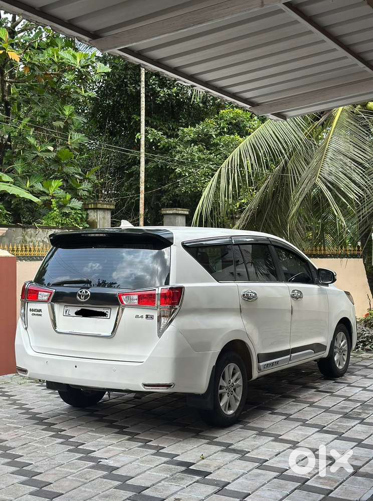 Toyota Innova Crysta 2018 Diesel 188000 Km Driven