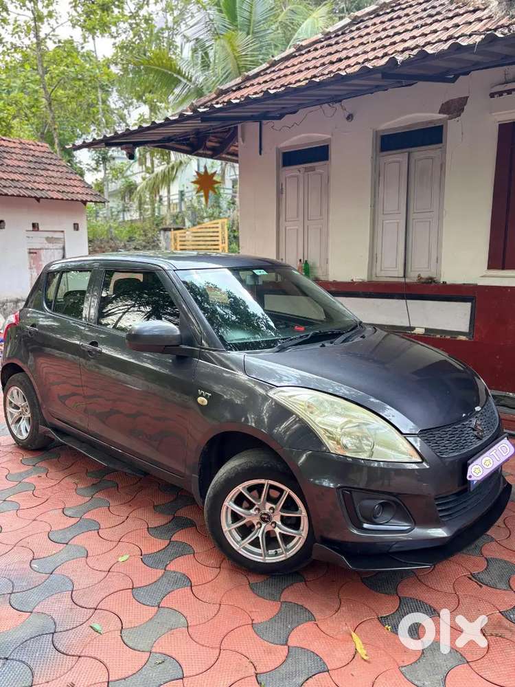 Maruthi Suzuki Swift Lxi With Mint Condition