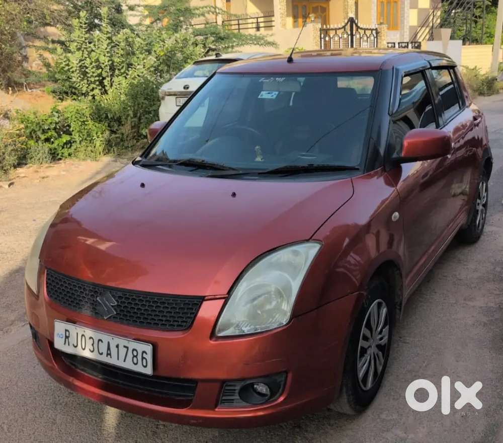 Maruti Suzuki Swift Vxi