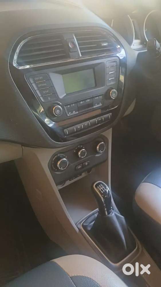 Tata Tiago 2016