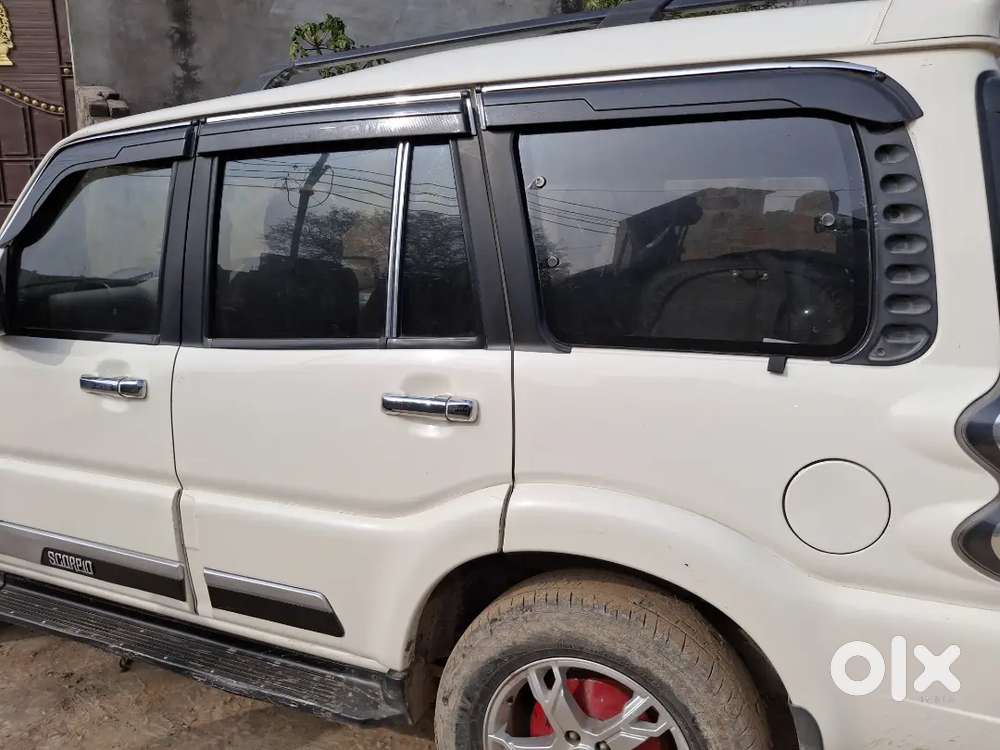 Mahindra Scorpio 2017 Diesel 87000 Km Driven