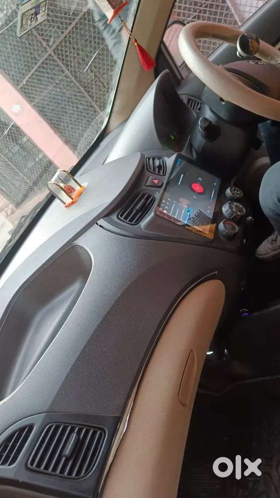 Hyundai Eon 2015 Petrol 82500 Km Driven