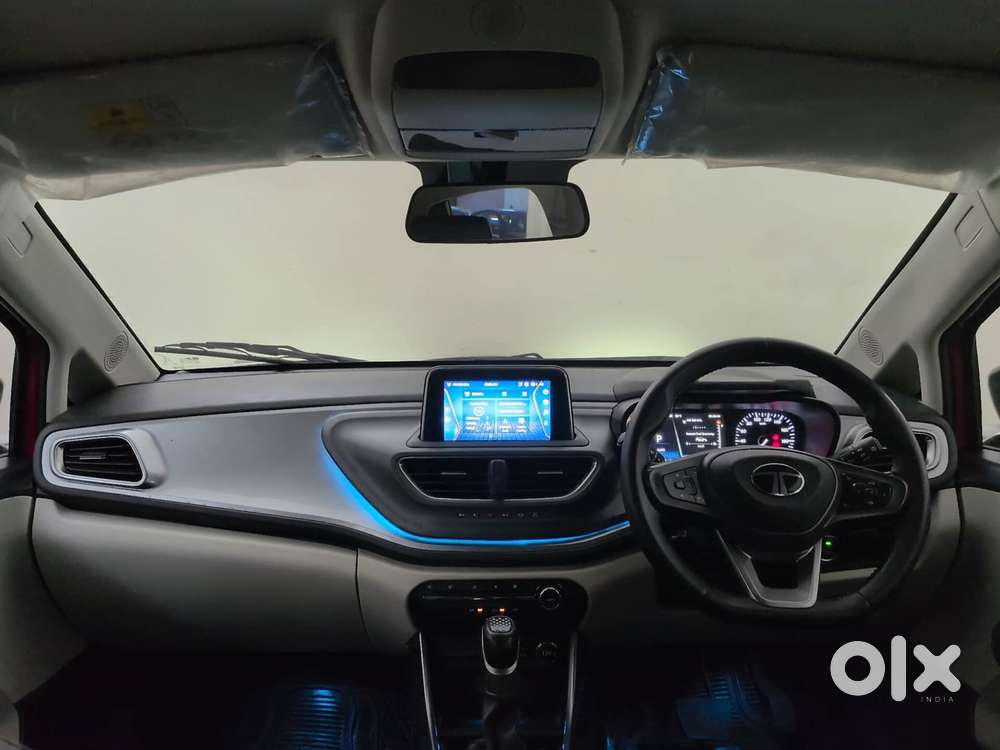 Tata Altroz Xza Petrol, 2024, Petrol