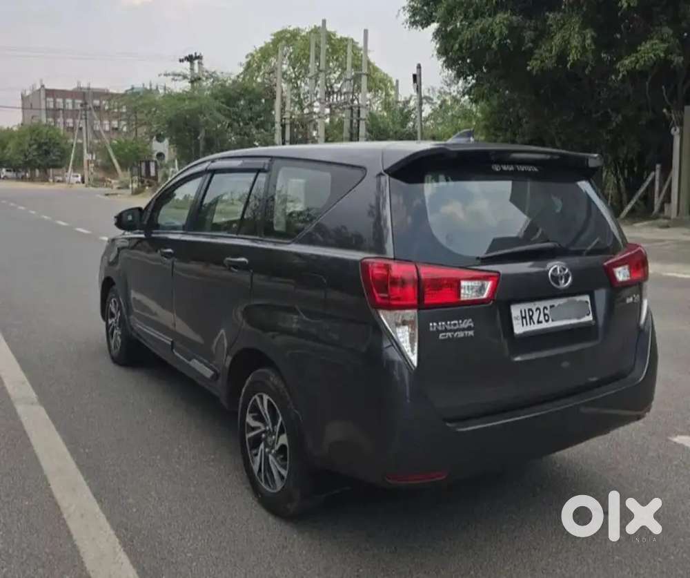 Toyota Innova Crysta 2021 Diesel 95000 Km Driven