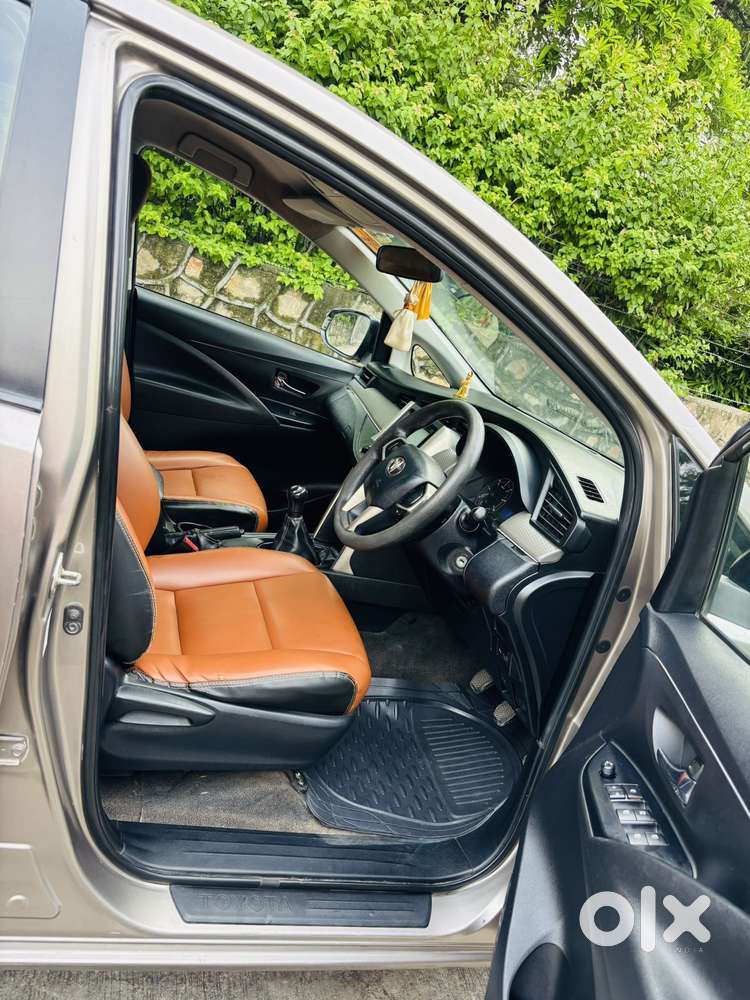 Toyota Innova Crysta 2.4 G Plus Mt, 2017, Diesel