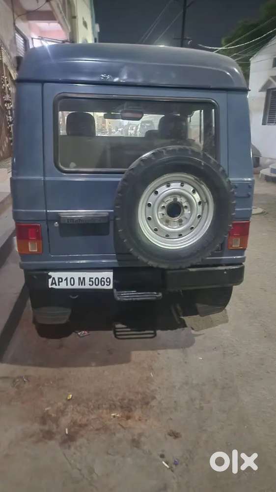 Mahindra Jeep