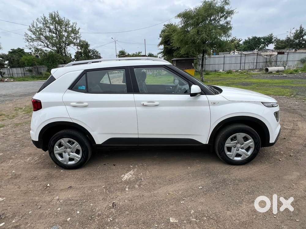 Hyundai Venue S 1.2 Petrol, 2020, Petrol