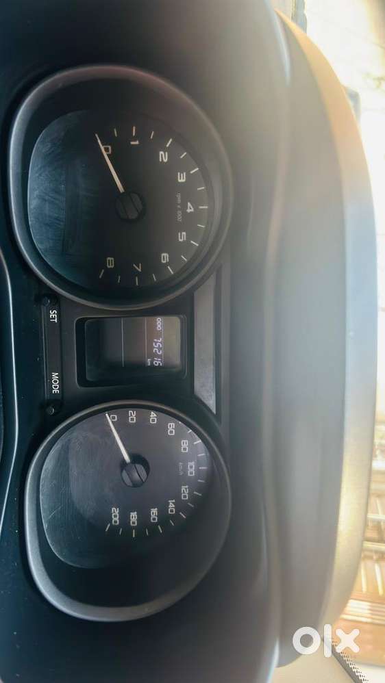 Tata Nexon Xm 2018 Diesel 1.5 Rtq Good Condition