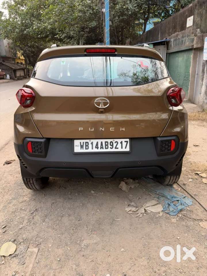 Tata Punch Accomplished Mt Sunroof, 2023, Petrol