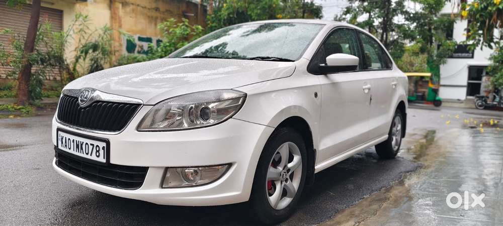 Skoda Rapid 1.6 TDI Ambition Plus Alloy, 2014, Diesel