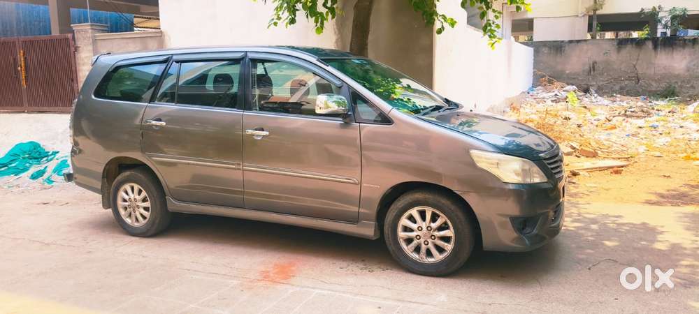 Toyota Innova 2.5 V 7 Str, 2012, Diesel