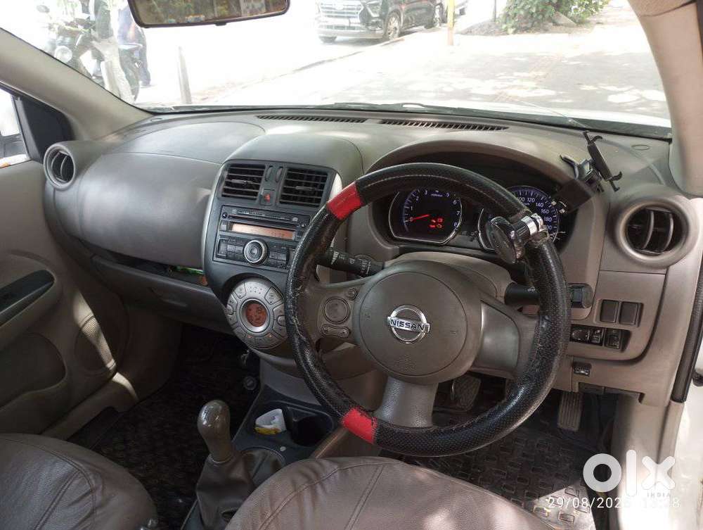 Nissan Sunny Xv, 2013