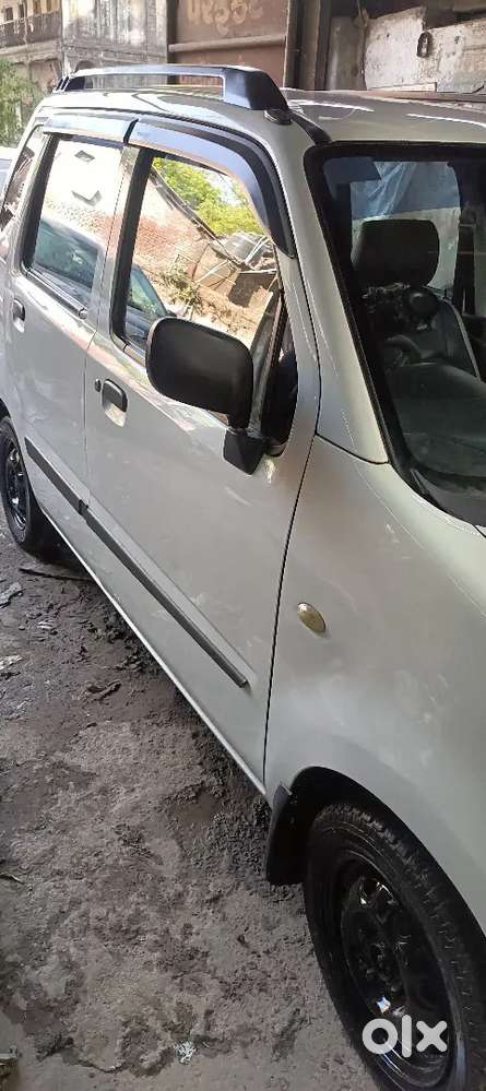 Direct Party No Agent Only One Hand Use Car Navsari Rto Garrenttet