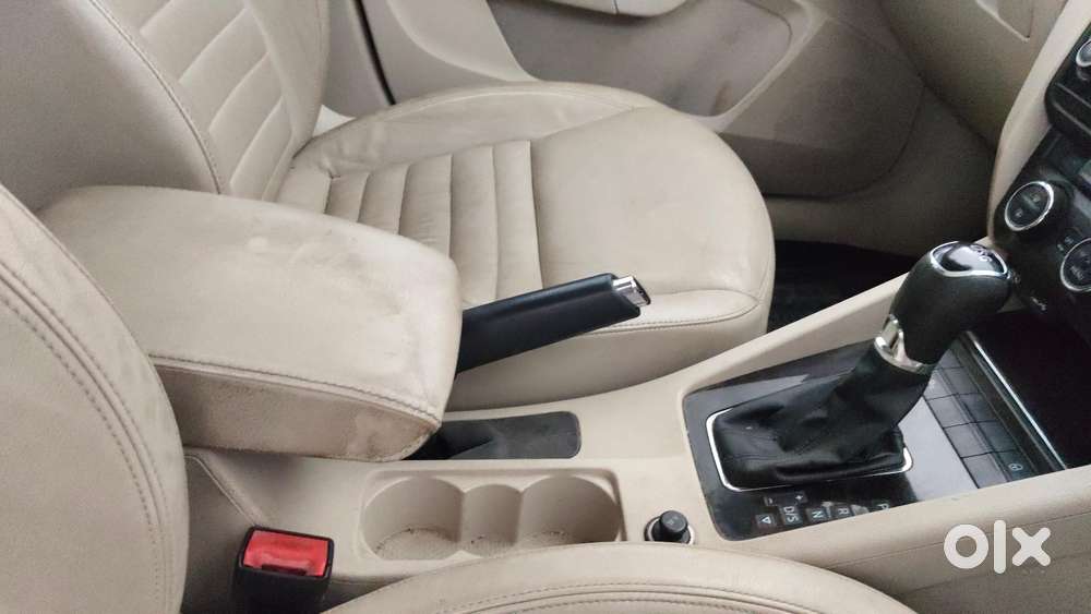 Skoda Octavia 1.8 Tsi Style Plus At, 2016, Petrol