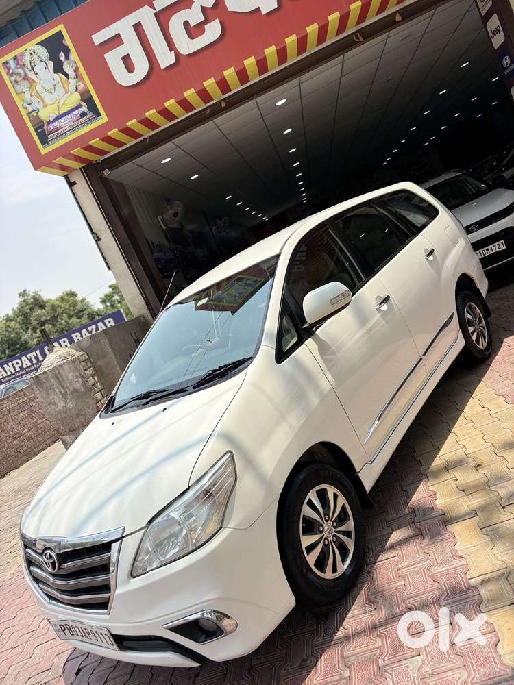 Toyota Innova 2.5 Vx 8 Str, 2015, Diesel
