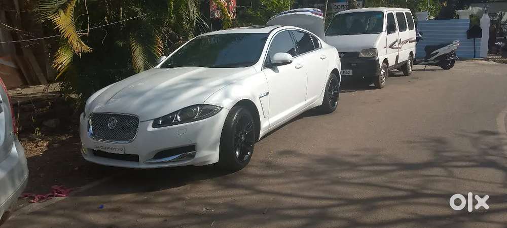 Jaguar Xf 2014 Diesel Well Maintained