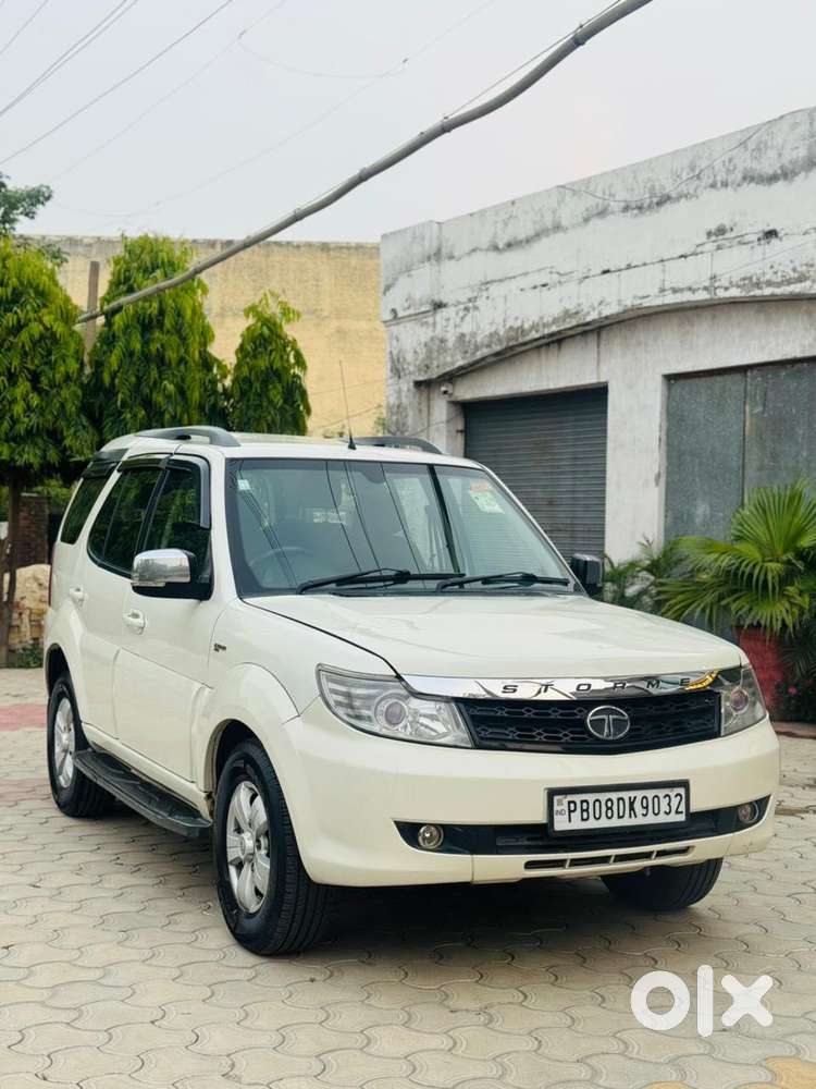 Tata Safari Storme Vx, 2016, Diesel