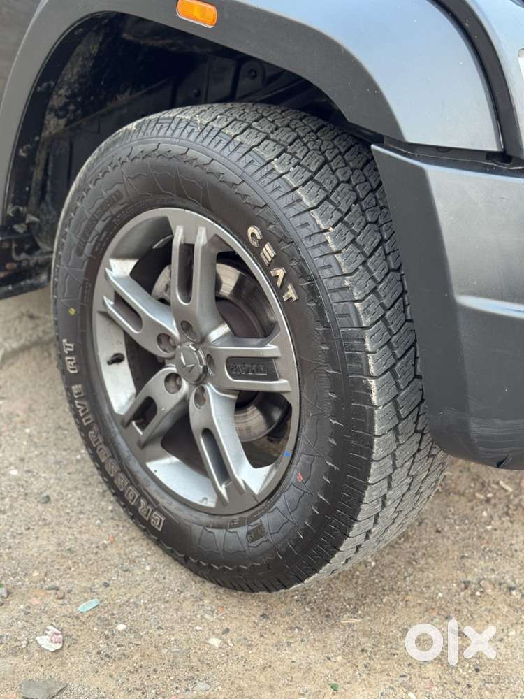 Mahindra Thar Lx Hard Top Petrol At Rwd, 2023, Petrol