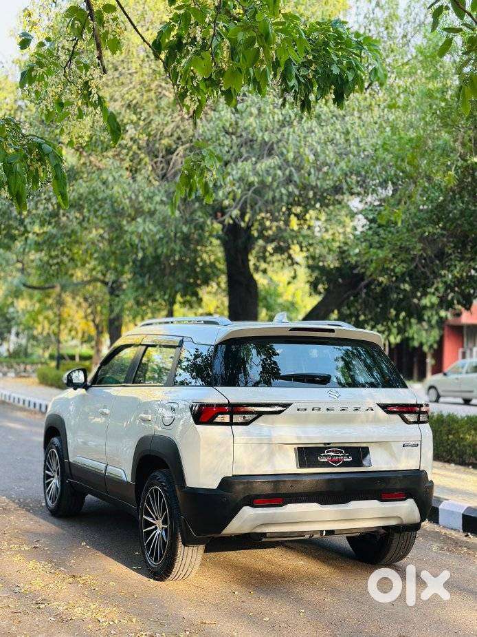 Maruti Suzuki Vitara Brezza Zxi+ Mt, 2022, Petrol