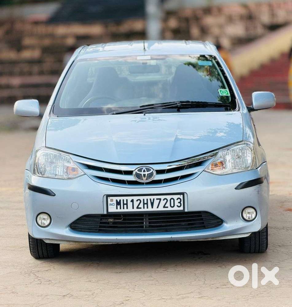 Toyota Etios V, 2012, Petrol