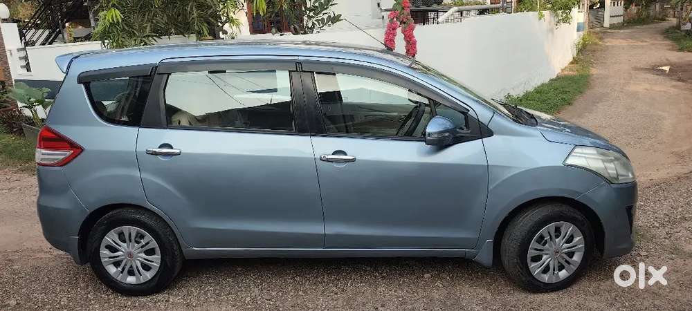 Maruti Suzuki Ertiga 2012 Diesel 121000 Km Driven, Full Paint Done