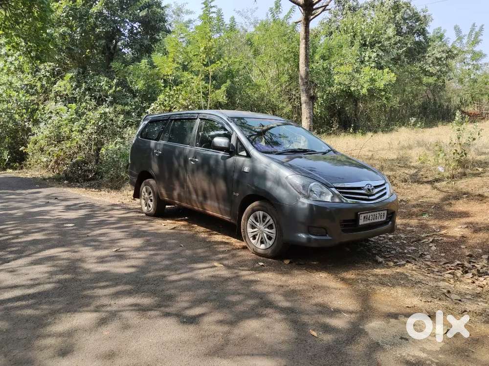 Toyota Innova 2009 Diesel 130000 Km Driven