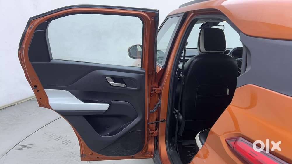 Tata Punch Creative Amt, 2022, Petrol