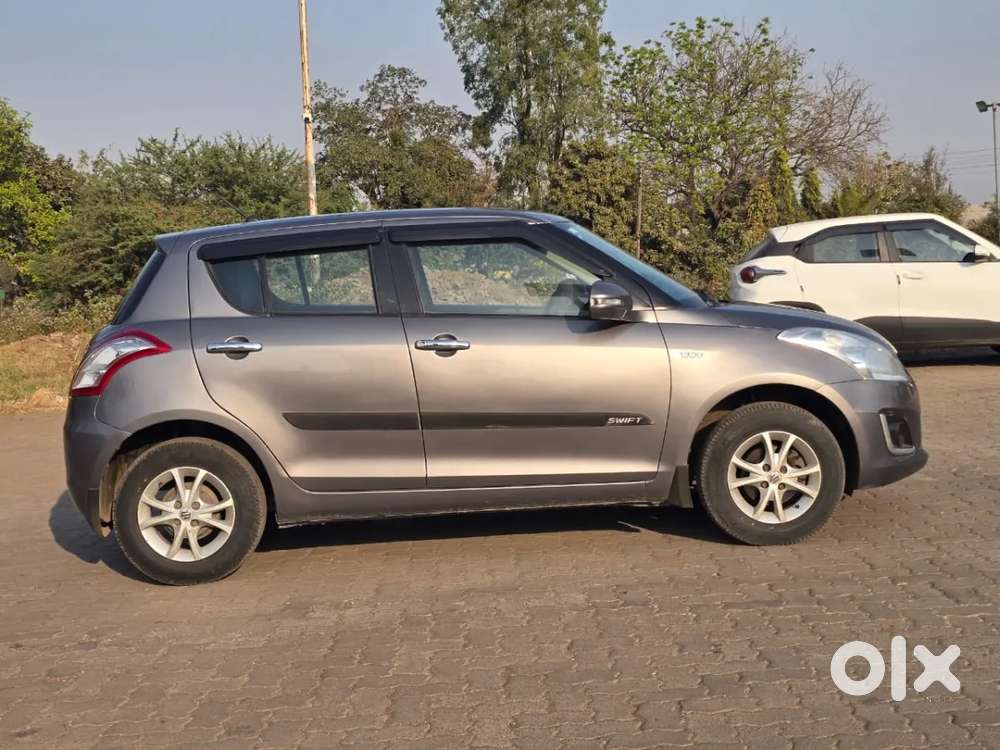 Maruti Suzuki Swift Vxi, 2016, Petrol