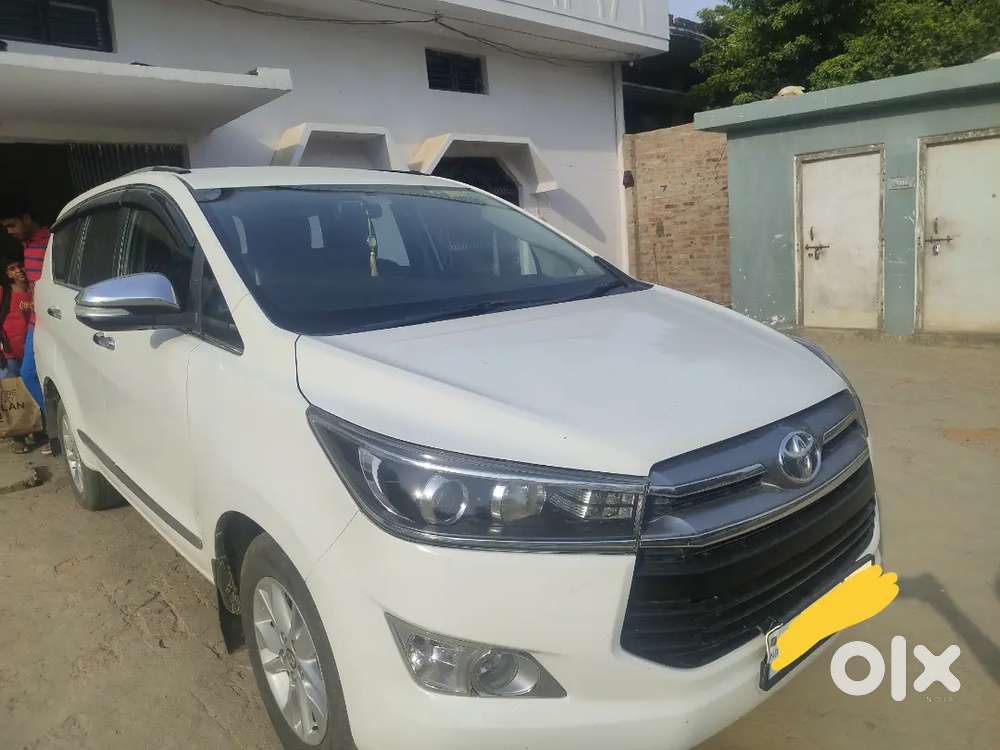 Toyota Innova Crysta 2017