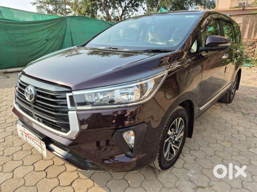 Toyota Innova Crysta [2020-ongoing] 2.7 Gx At 8 Str, 2022, Diesel
