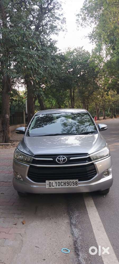Toyota Innova Crysta 2.4 G Mt, 2017, Diesel