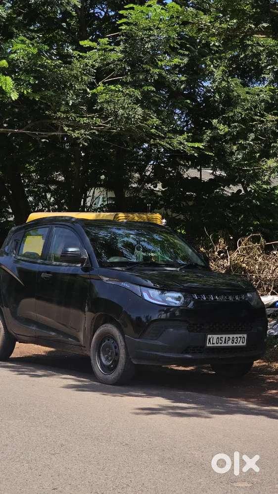 Mahindra Kuv 100 2017