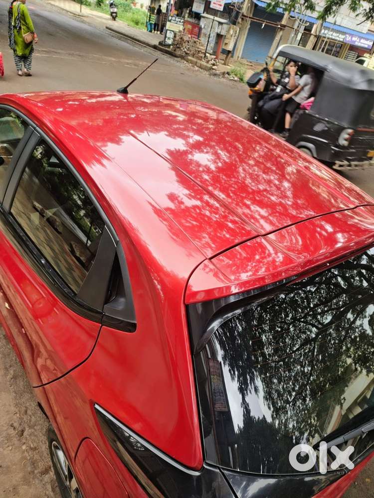 Tata Altroz Petrol 2020