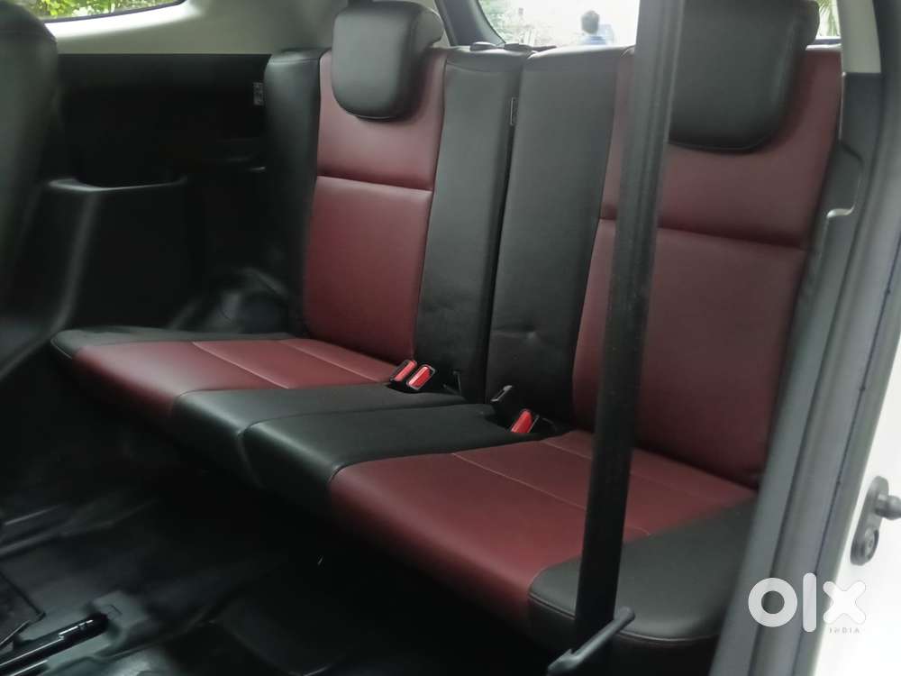Toyota Innova Hycross 2.0 Zx Hybrid 7 Str, 2025, Petrol