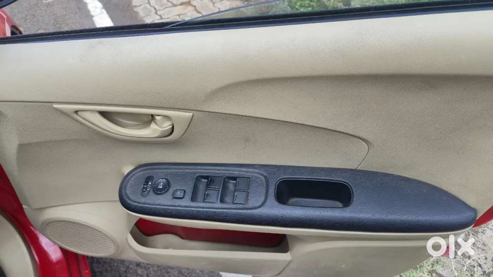 Mh 09 Honda Brio S 2016 Cng+petrol 62000kms