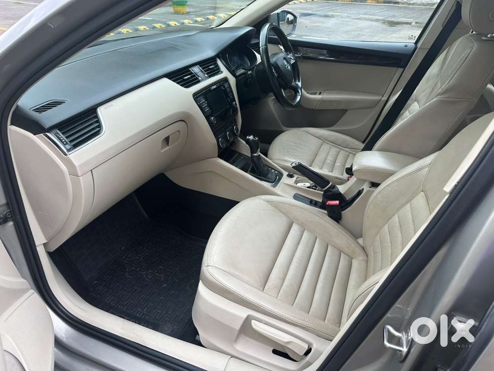 2015 Skoda Octavia Petrol Automatic Elegance, Sunroof, 2nd Own, 56k Km