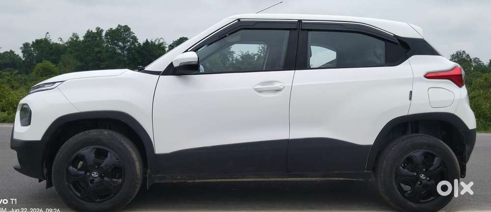 Tata Punch, 2023, Petrol