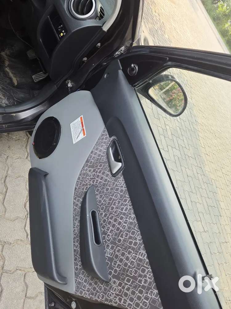 Maruti Alto Lxi 
First Owner
Fuel.. Petrol/cng Green